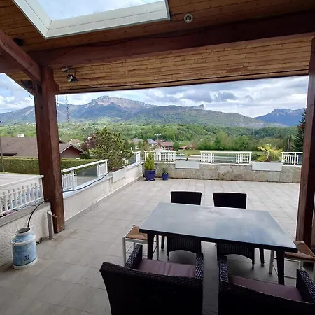 Large With Pool And Views, Closeby Annecy Lake Villa Argonay